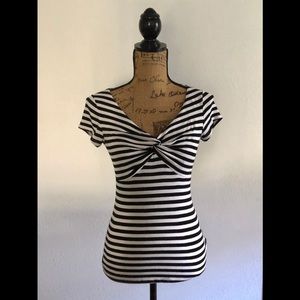 ✦Striped Pinup Top White House Black Market  XS✦